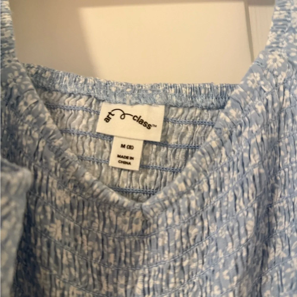 Zara & Art Class Blue Blouse with Flutter Sleeves and Tiered Design - Picture 6 of 8